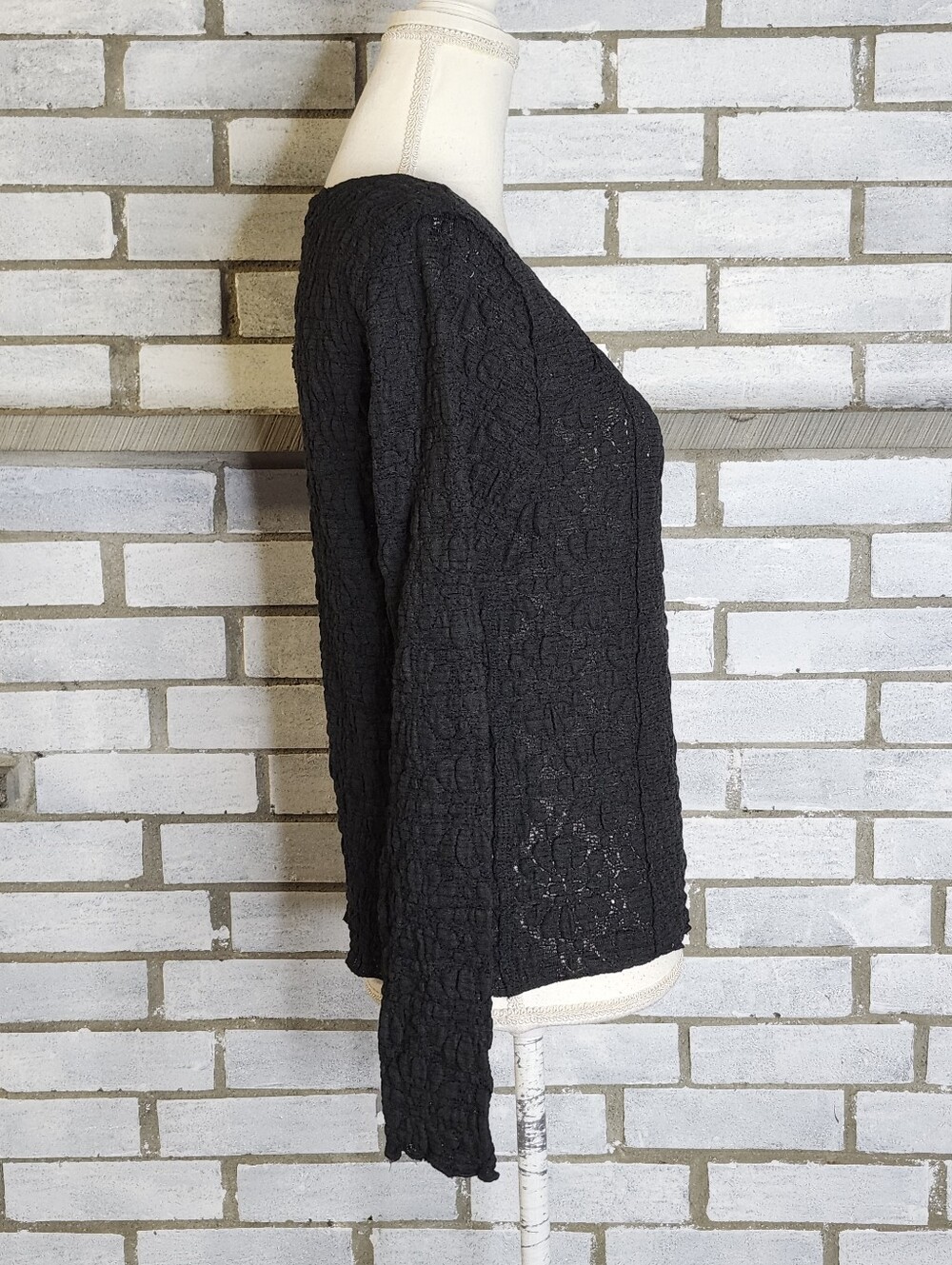 • Lucky Brand Women's Long Sleeve Floral Lace Sheer Blouse Size Large Black - Picture 5 of 12